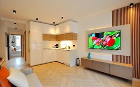 Monaco Gp Formula 1 - 6 Persons - Private Parking - Full Renovated - 2 Bedrooms - Clim - Fast Wifi